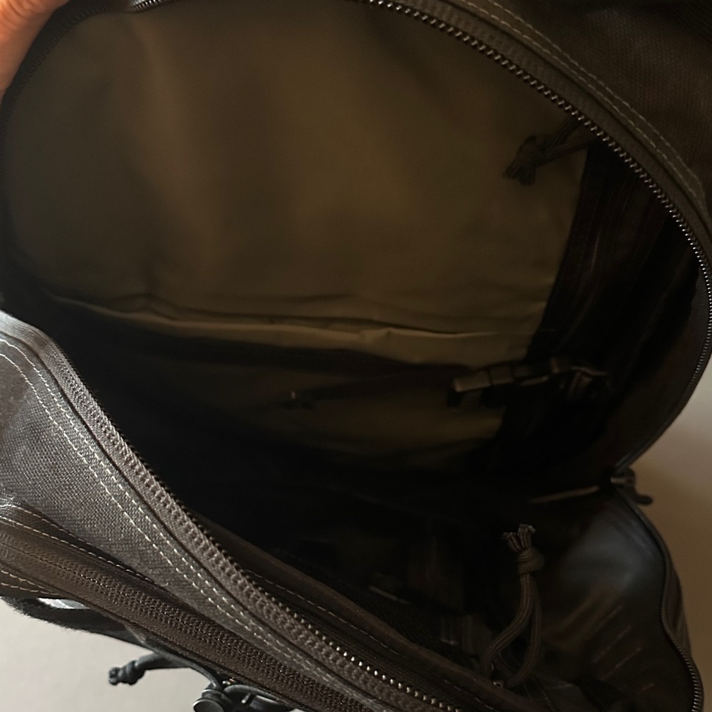 Maxpedition Charcoal Adventure Backpack Kodiak Gear Slinger - Picture 3 of 5